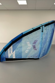 Harlem Kitesurfing-Thrive Kite (DEMO)