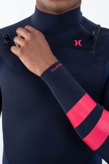 Hurley ADVANT フルスーツ 3/2 ネイビー ピンクサイズ8 ADVANT 3/2 Frontzip Wetsuit van Hurley kopen? ▷ Kitemana.nl