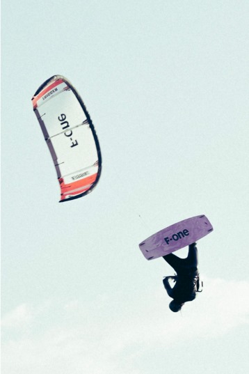 F-One-Spark Carbon 2026 Kiteboard