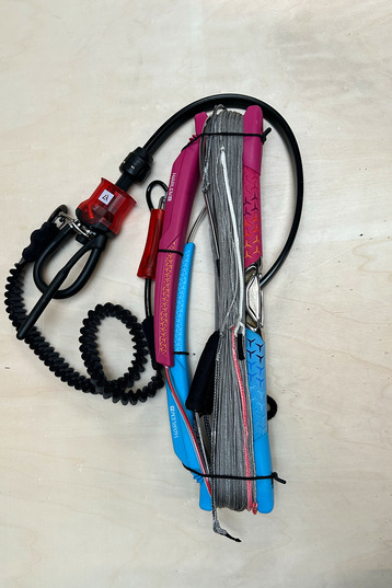 Harlem Kitesurfing-Hadlow Pro Bar (DEMO)