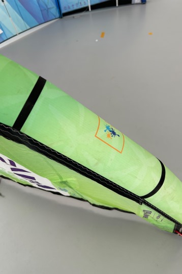 Harlem Kitesurfing-Thrive Kite (DEMO)
