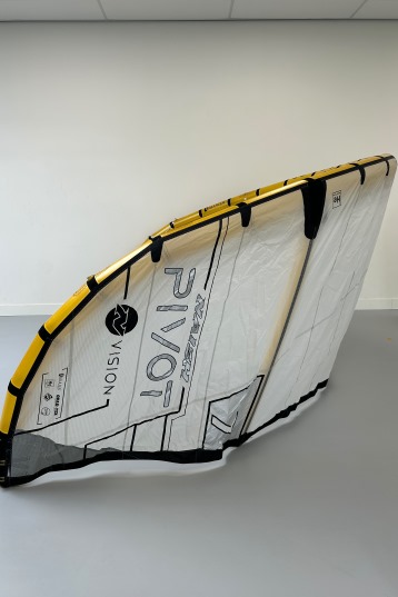 Naish-Pivot NVision 2024 Kite (DEMO)