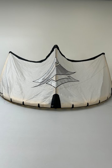 Naish-Pivot NVision 2024 Kite (DEMO)