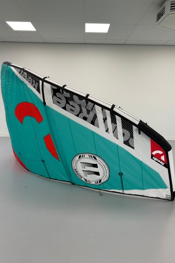 Reedin Kiteboarding-Super Model 2025 Kite (DEMO)