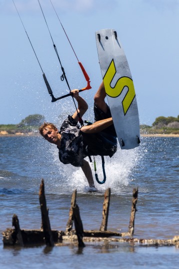 Slingshot-DNA V1 2027 Kiteboard