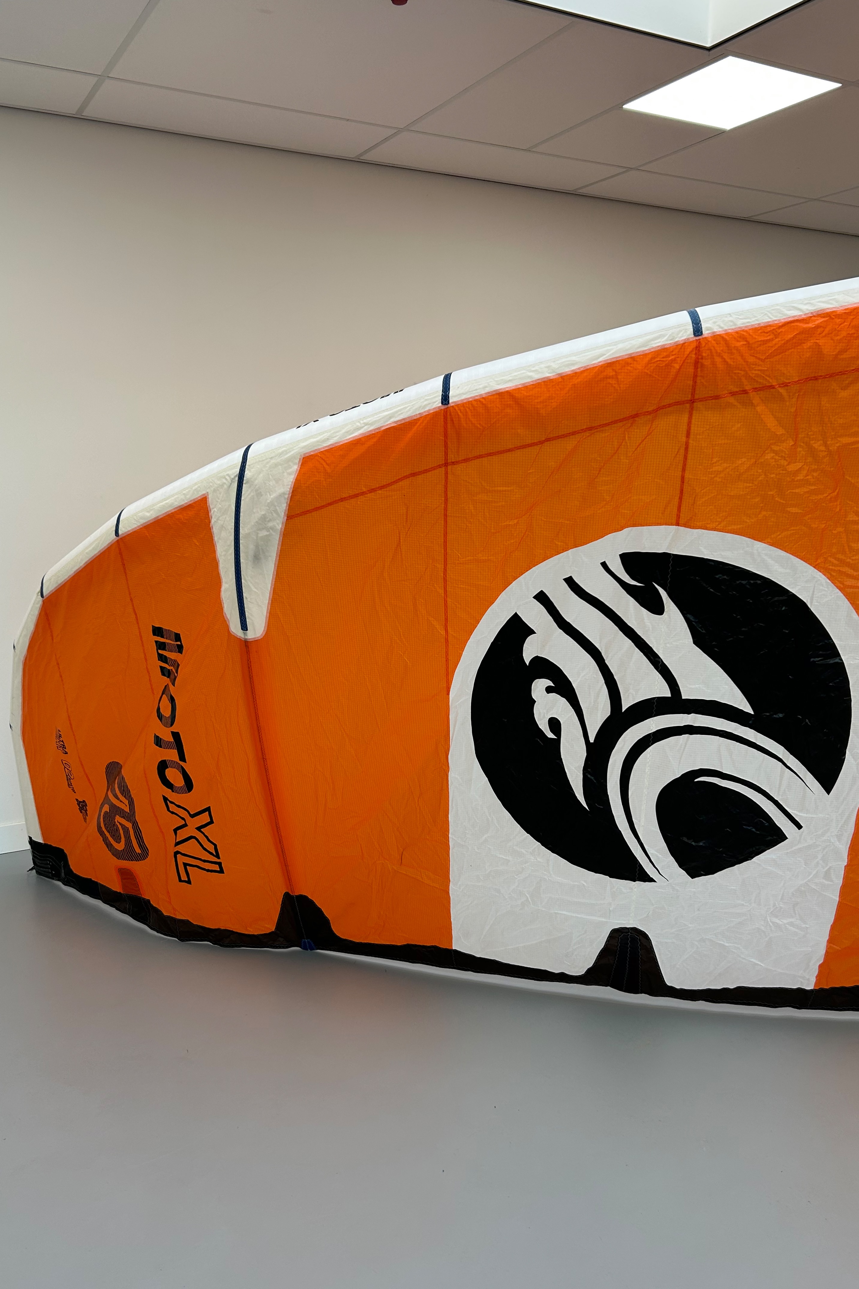 Cabrinha-Moto XL Apex 2025 Kite (DEMO)