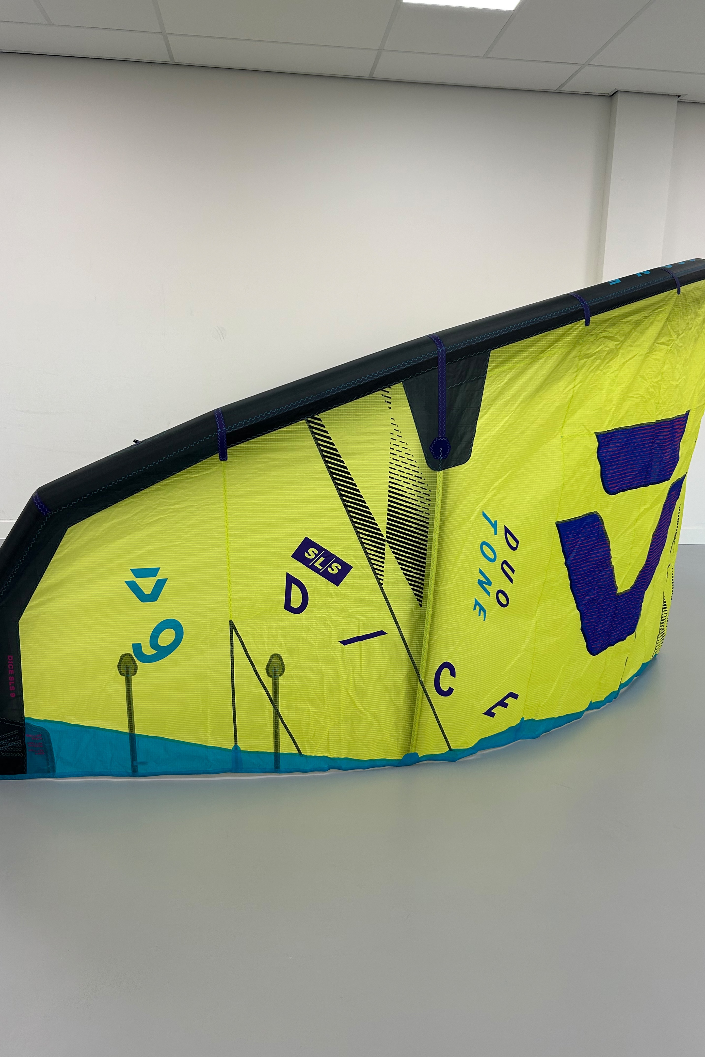 Duotone Kiteboarding-Dice SLS 2025 Kite (DEMO)