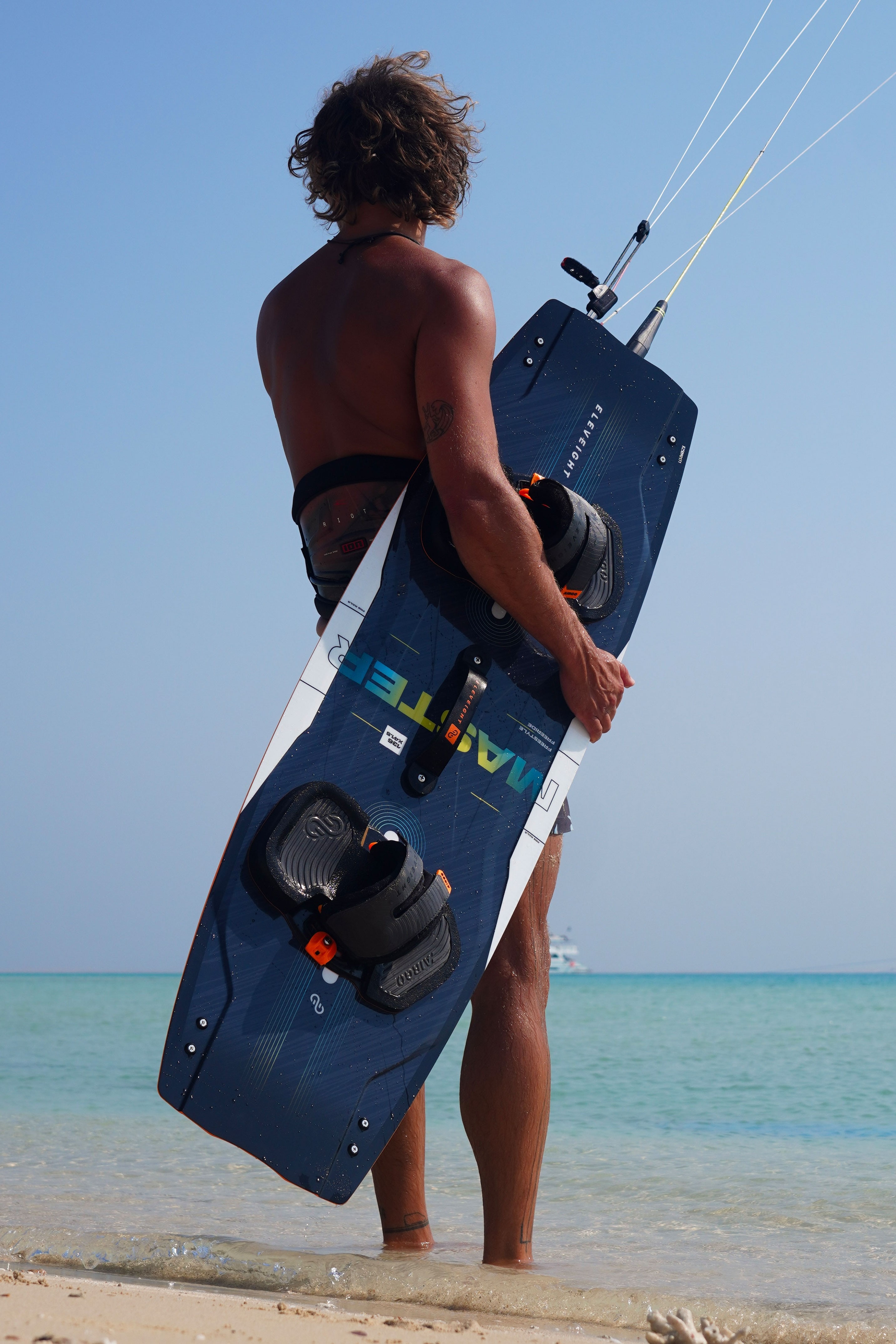 Eleveight-Master V9 Kiteboard