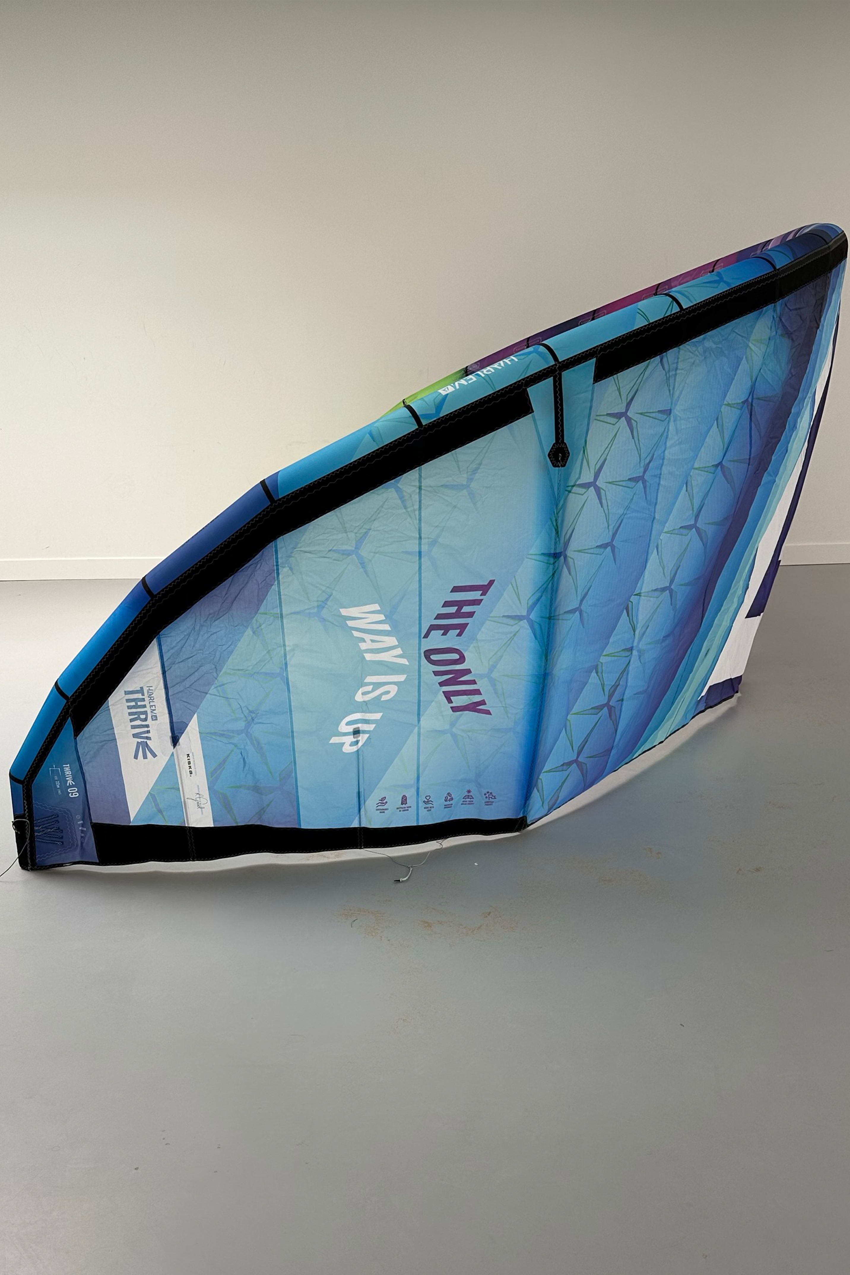 Harlem Kitesurfing-Thrive Kite (2nd)
