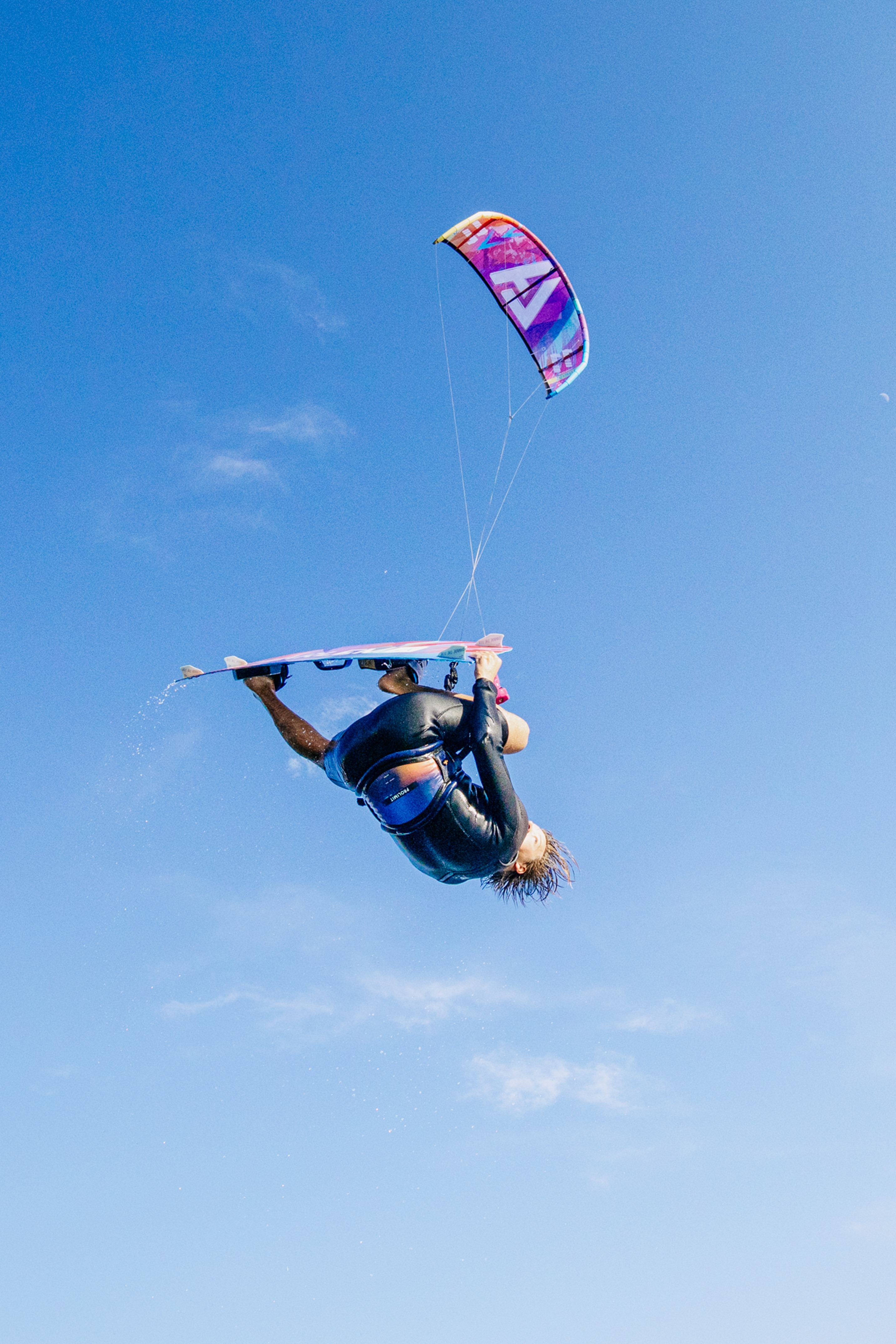 Harlem Kitesurfing-Thrive V2 Kite