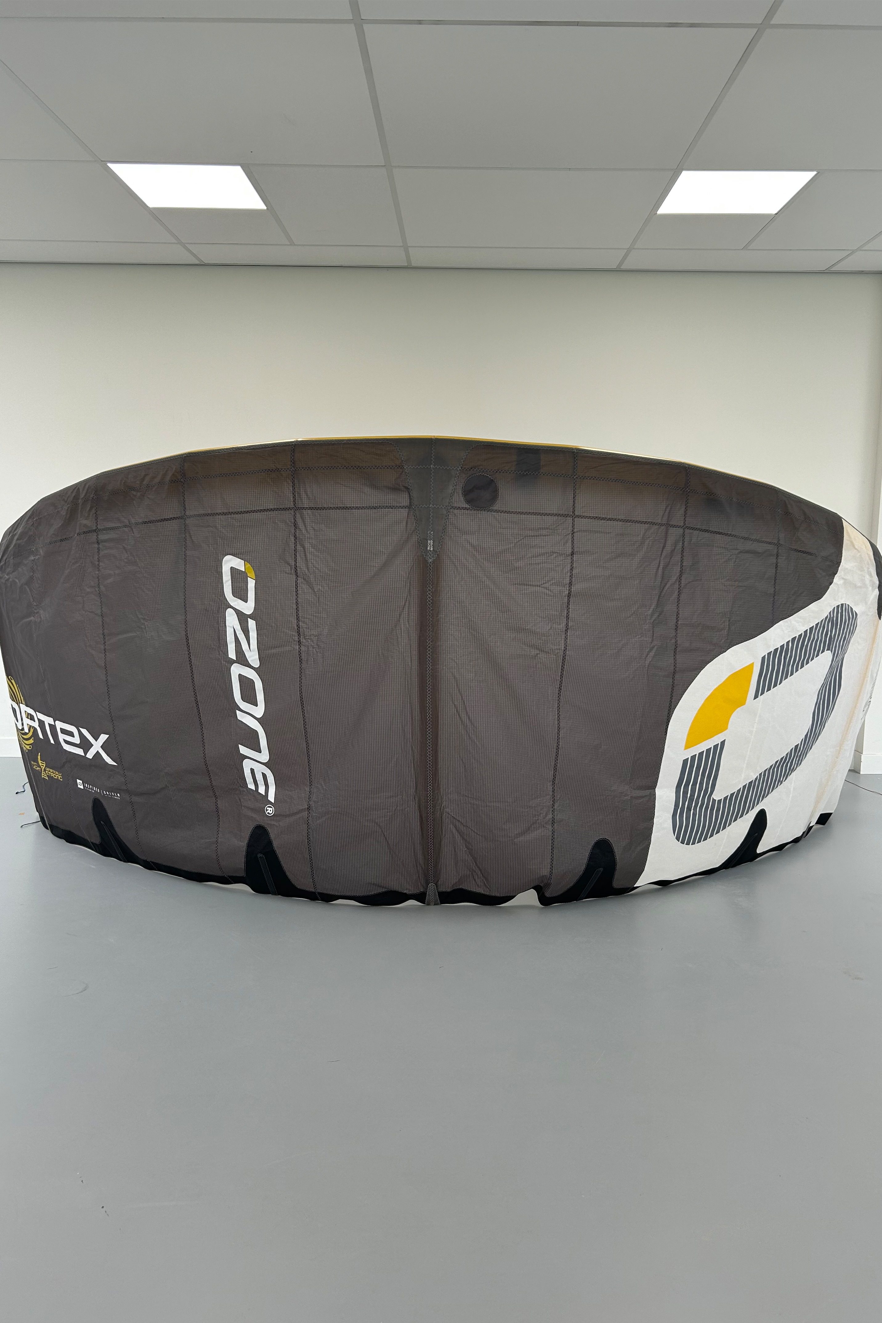 Ozone-Vortex Ultra -X Kite (2nd)