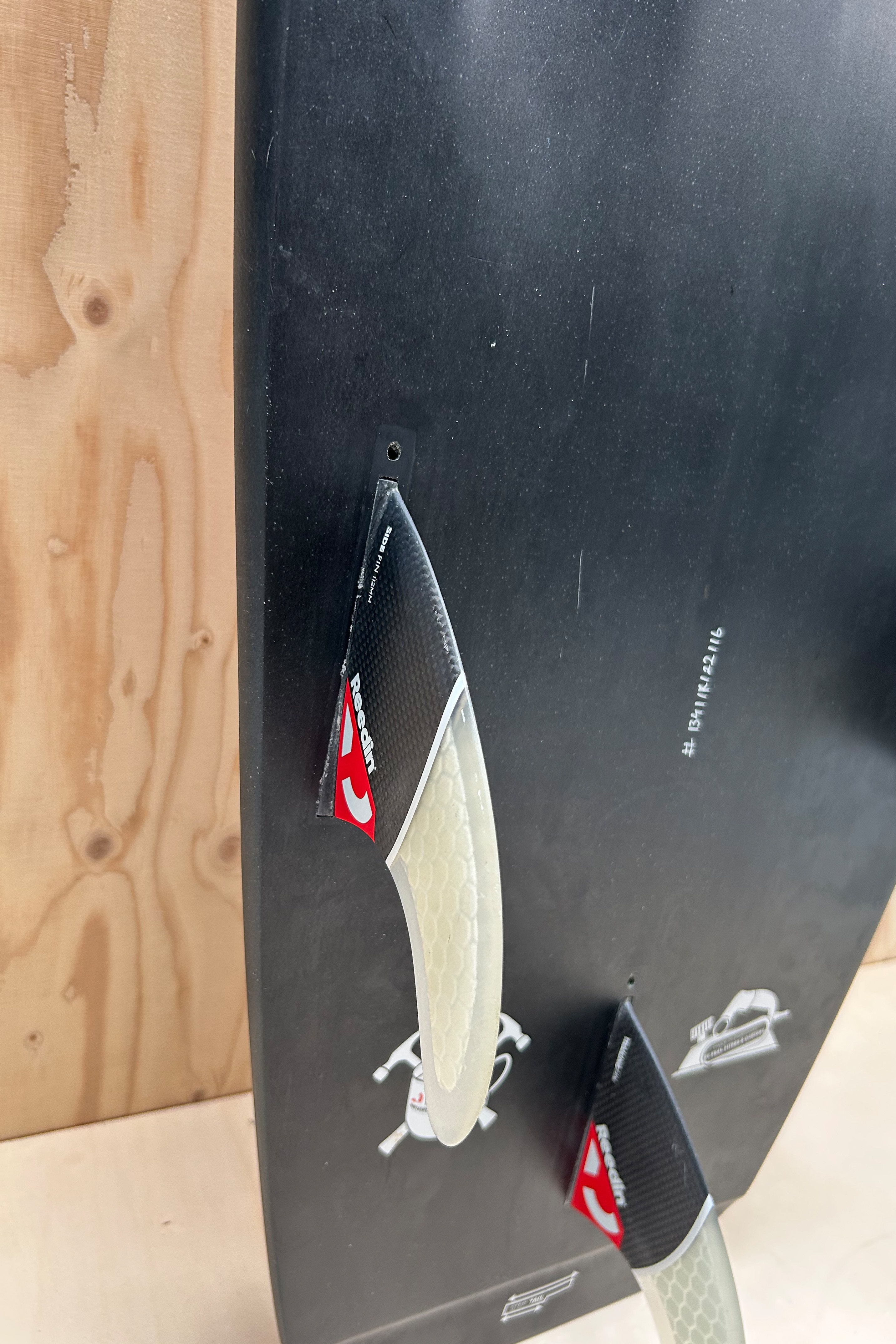 Reedin Kiteboarding-No Brainer V3 Surfboard (DEMO)
